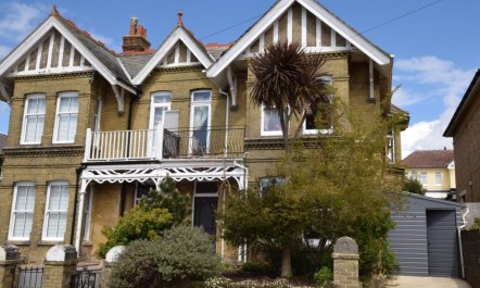 4 Bed in Shanklin