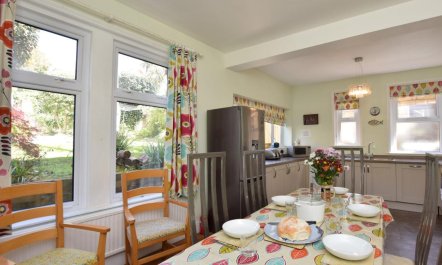 4 Bed in Shanklin 8