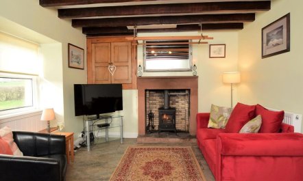 2 Bed in Holmrook 1