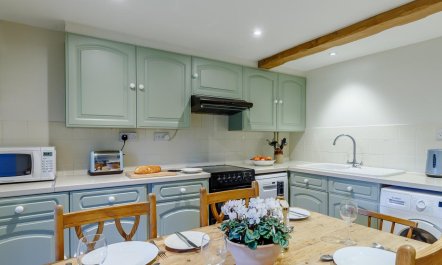 3 Bed in Dorchester 7