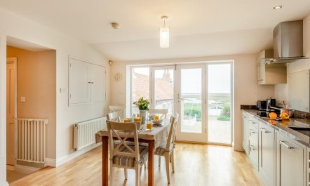 2 Bed in Brancaster Staithe 7