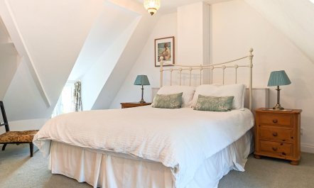 2 Bed in Corfe Castle 6