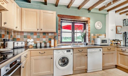 3 Bed in Newton Abbot 9