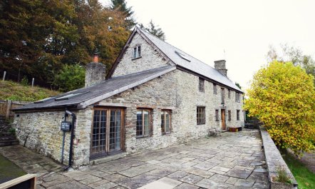 4 Bed in Builth Wells 1