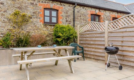 1 Bed in Holsworthy 1