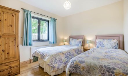 2 Bed in Weymouth 3