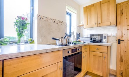 2 Bed in Weymouth 8