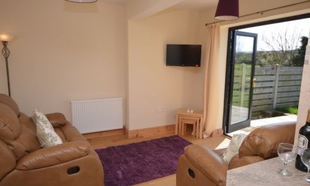 2 Bed in Weymouth 1
