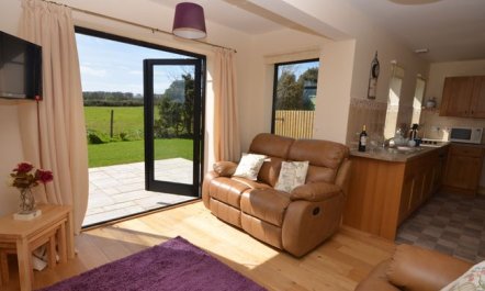 2 Bed in Weymouth 3