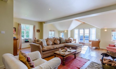 4 Bed in Worth Matravers 2