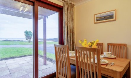 2 Bed in Newton Stewart 4