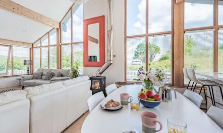 3 Bed in Pembroke 2