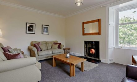 3 Bed in Biggar 8