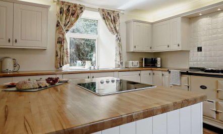 3 Bed in Biggar 5