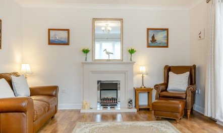 2 Bed in Colwell Bay 3