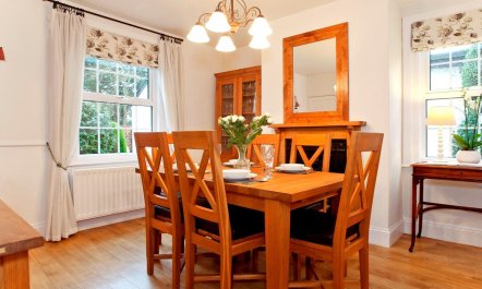 3 Bed in Lymington 3