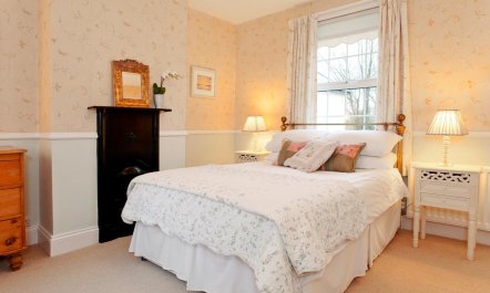 3 Bed in Lymington 7