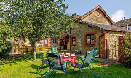 3 Bed in Haselbury Plucknett 1