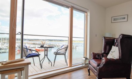 2 Bed in Amble 5