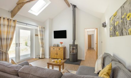 2 Bed in Holsworthy 4