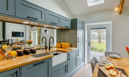 2 Bed in Holsworthy 1