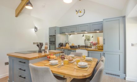 2 Bed in Holsworthy 8