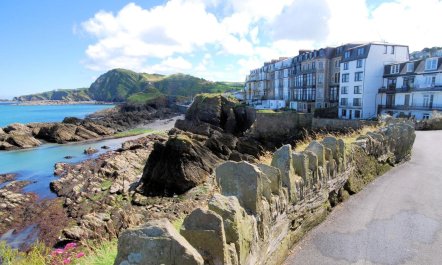 1 Bed in Ilfracombe 2