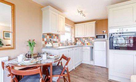1 Bed in Bude 6