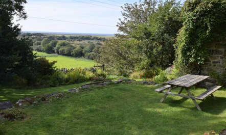 3 Bed in Arthog 1
