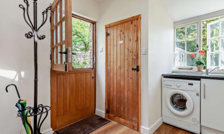 4 Bed in Corfe Castle 9