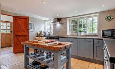 4 Bed in Corfe Castle 6