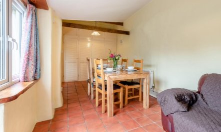 2 Bed in Ilfracombe 4