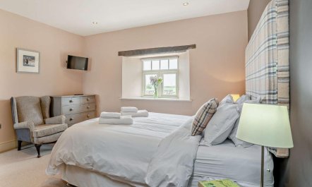 1 Bed in Haverfordwest 6