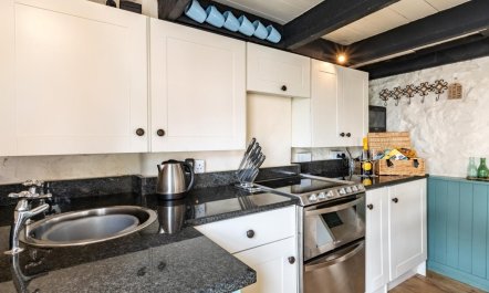 1 Bed in St. Austell 4