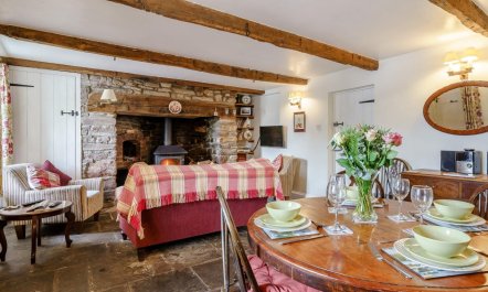 2 Bed in Crickhowell 4