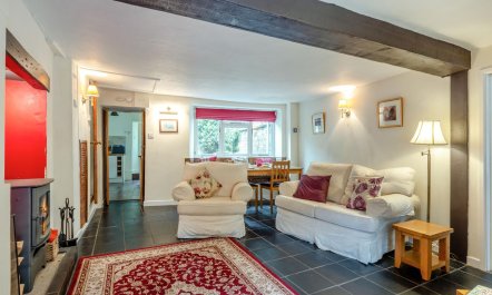 2 Bed in Beaminster 5