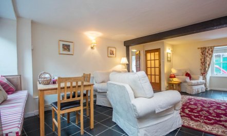 2 Bed in Beaminster 4