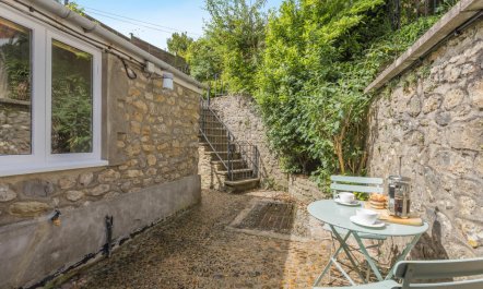 2 Bed in Beaminster 4
