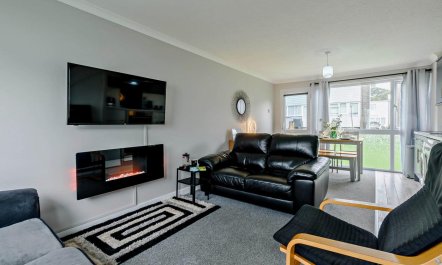 2 Bed in Freshwater East