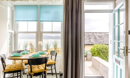 2 Bed in Aberdyfi 9