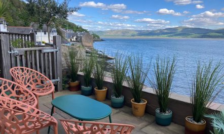 2 Bed in Aberdyfi 3