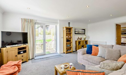 1 Bed in Weymouth 4