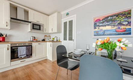 1 Bed in Saundersfoot 4