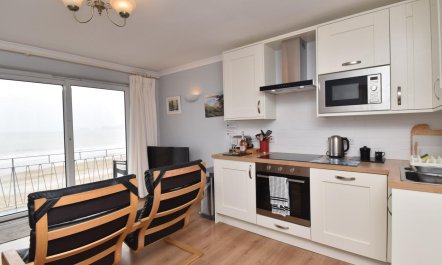 1 Bed in Saundersfoot 2