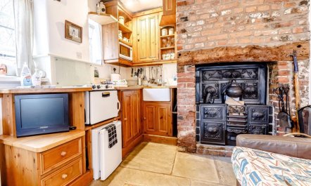 1 Bed in Tewkesbury 4