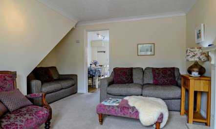 3 Bed in Bridport 2