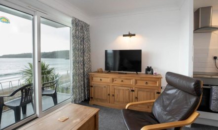 1 Bed in Saundersfoot 1