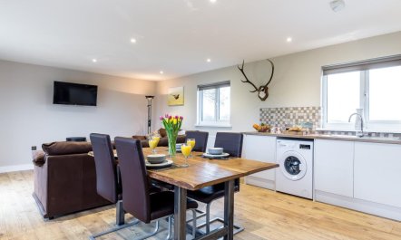 2 Bed in South Molton 0
