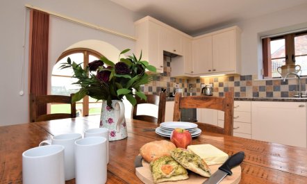 3 Bed in Highbridge 7