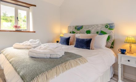 2 Bed in Ilfracombe 7